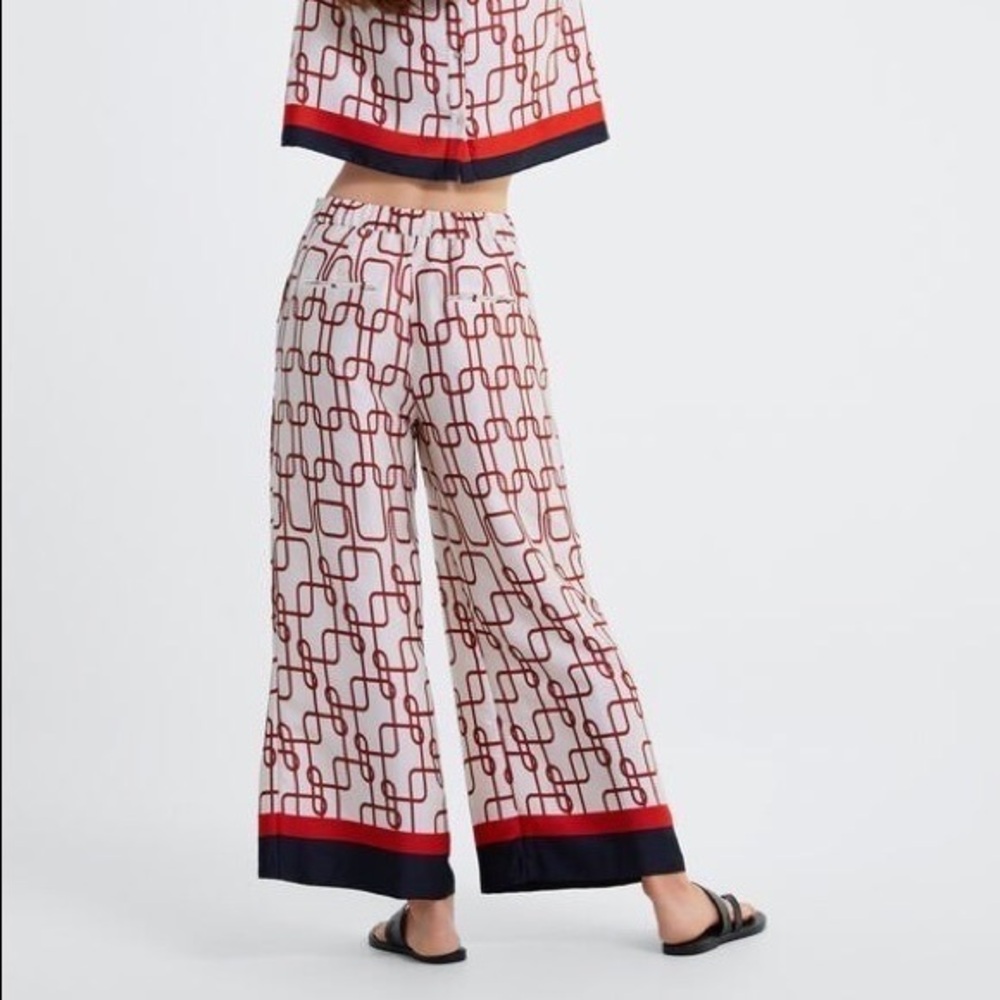 Brand New Zara Printed Satin Wide Leg Trouser Size XS